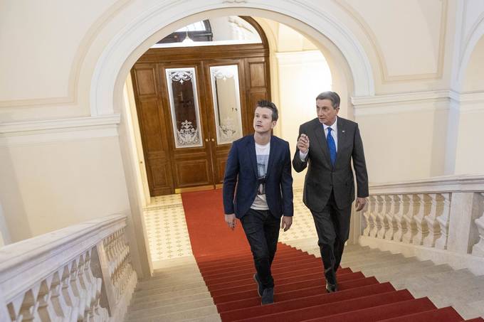 Sprehod skozi Predsedniko palao s predsednikom Pahorjem za oddajo TV Ambienti